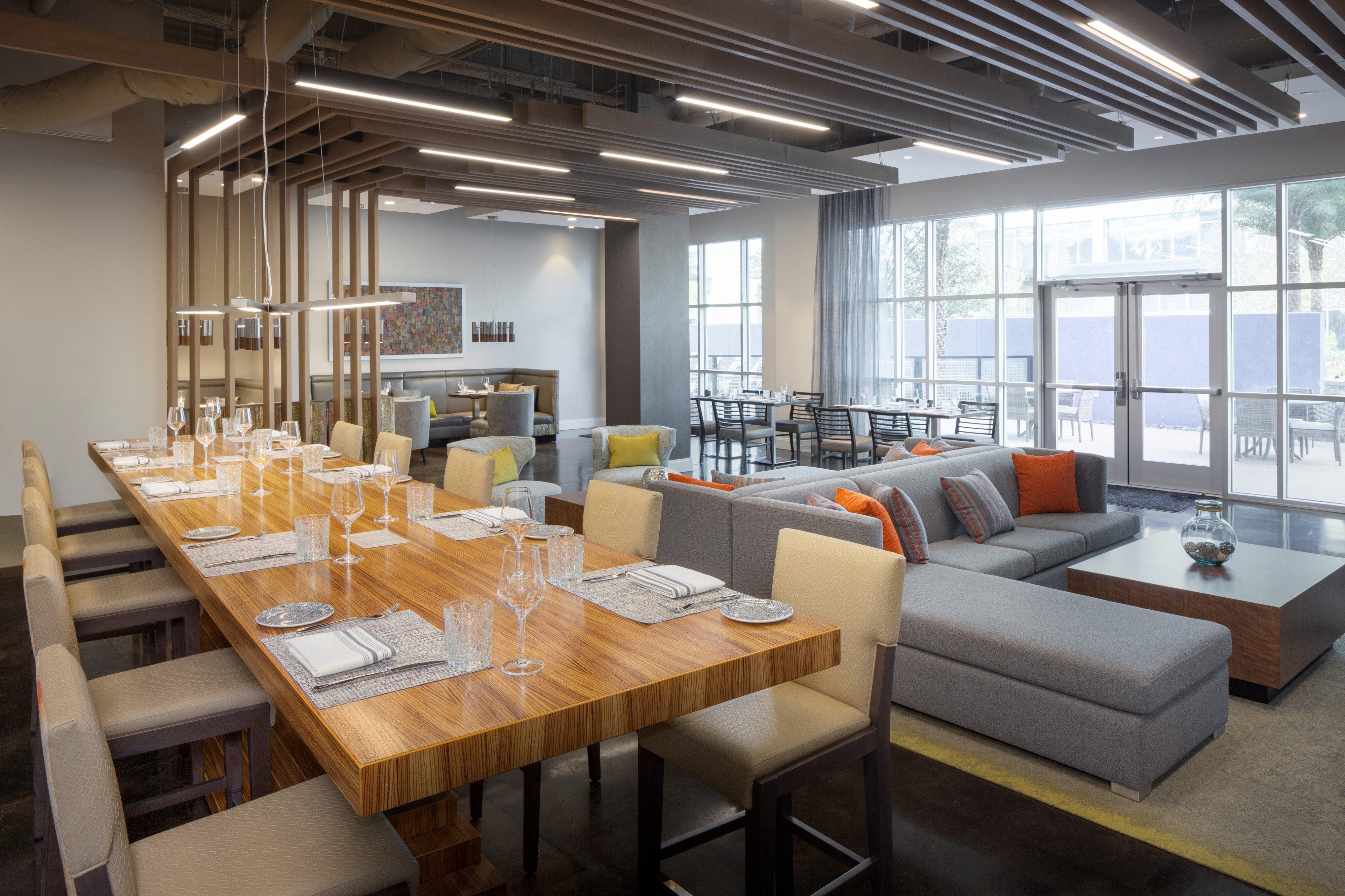 Hotel Indigo Gainesville-Celebration Pointe By Ihg Exteriör bild