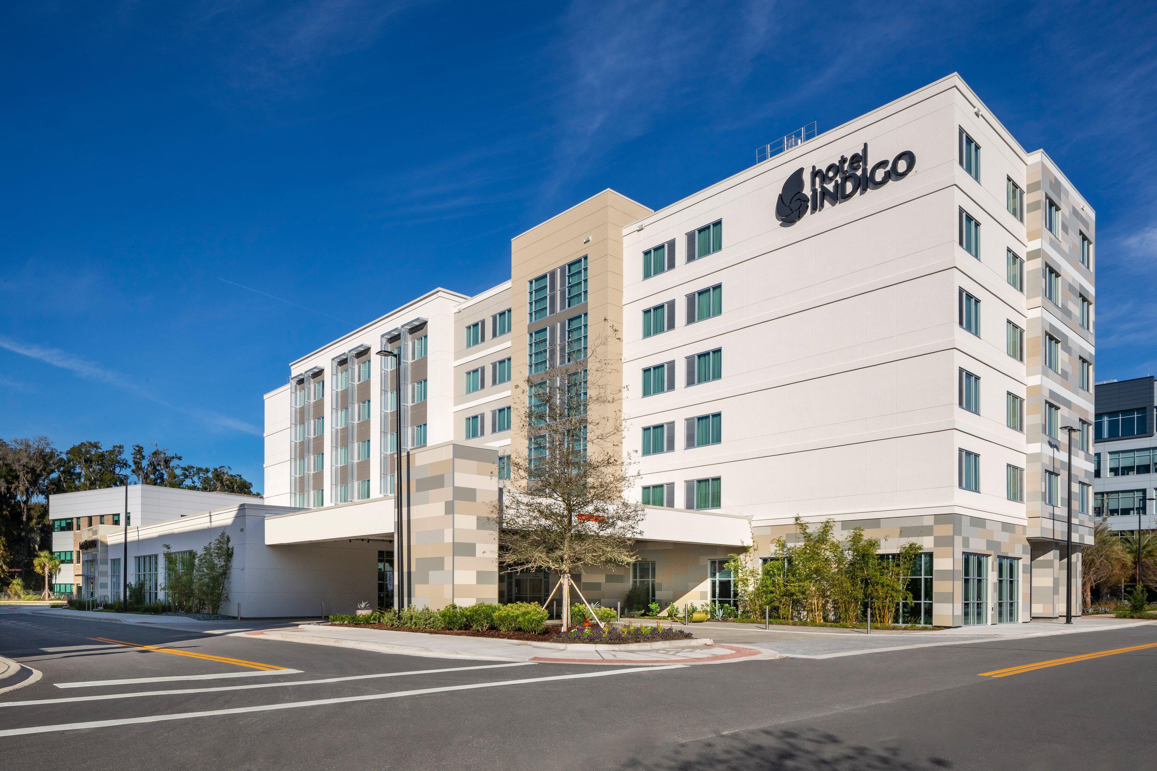 Hotel Indigo Gainesville-Celebration Pointe By Ihg Exteriör bild
